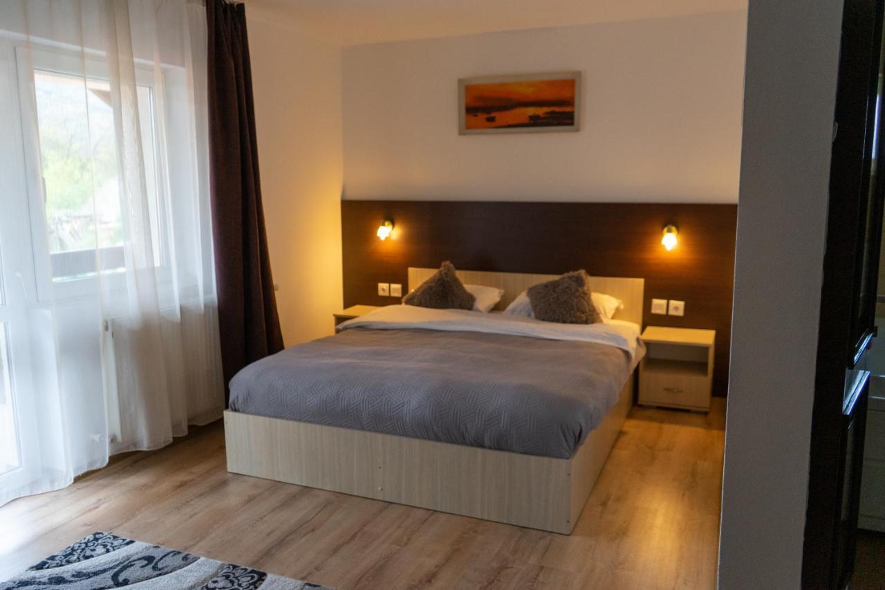Hotel Casa Centiu Bran  Esterno foto