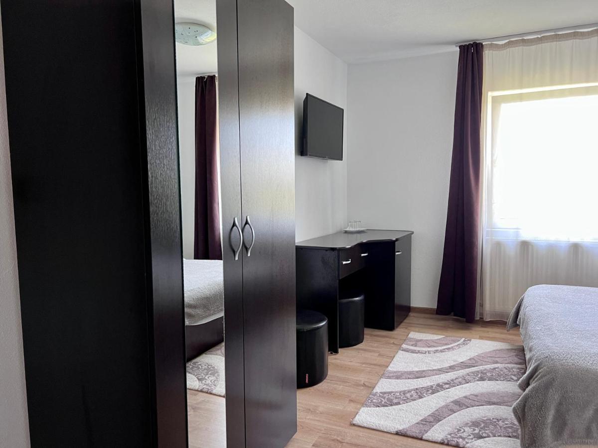 Hotel Casa Centiu Bran  Esterno foto