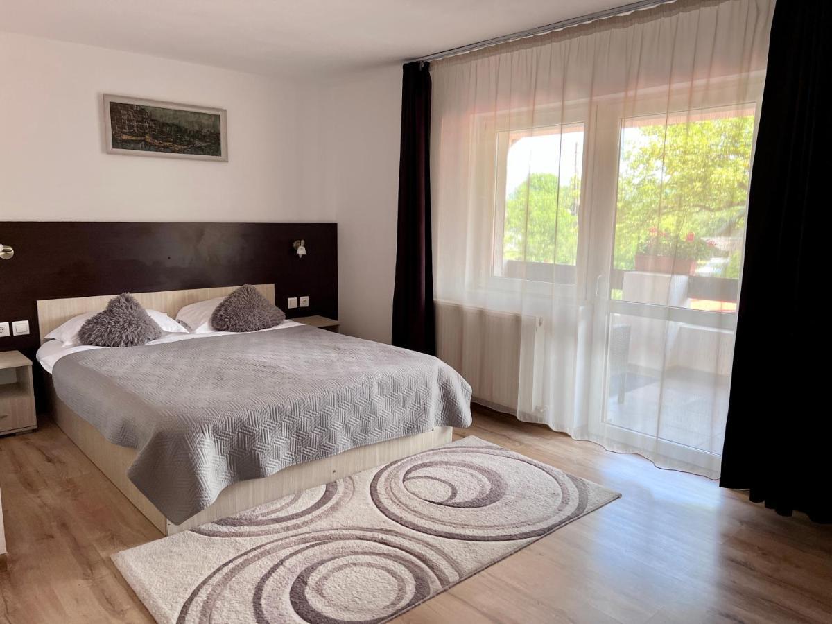Hotel Casa Centiu Bran  Esterno foto